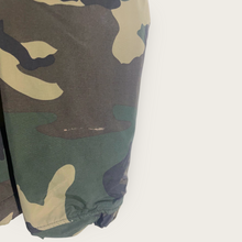 Load image into Gallery viewer, Carhartt Camo Jacket - S/M
