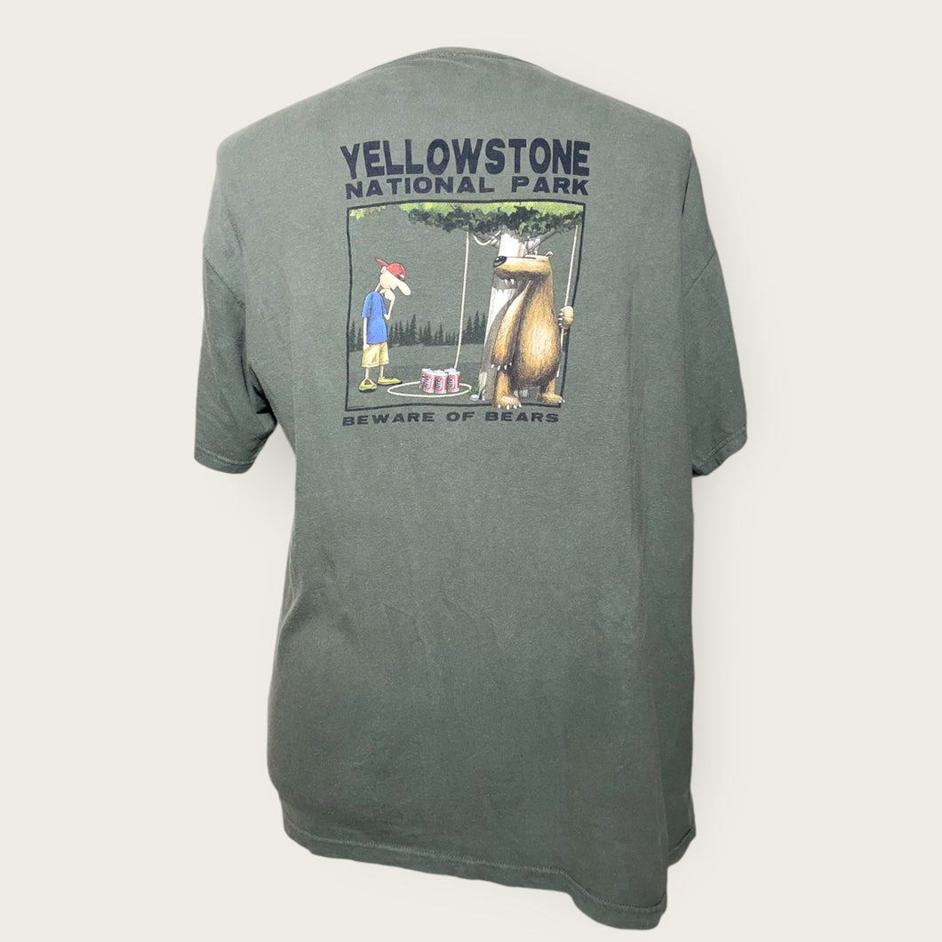 Yellowstone National Park T-Shirt - L/XL