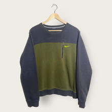 Load image into Gallery viewer, Nike Sweater (Gray/Green) - M
