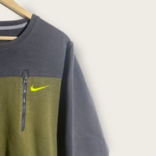 Load image into Gallery viewer, Nike Sweater (Gray/Green) - M
