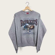 Load image into Gallery viewer, NFL Patriots Sweater (Gray) - S
